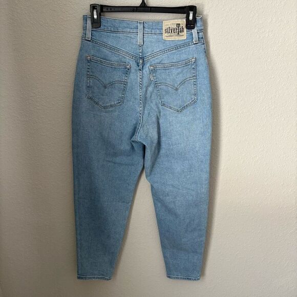 Levi's Women's SilverTab Mom Jeans Size 28 - Picture 8 of 10